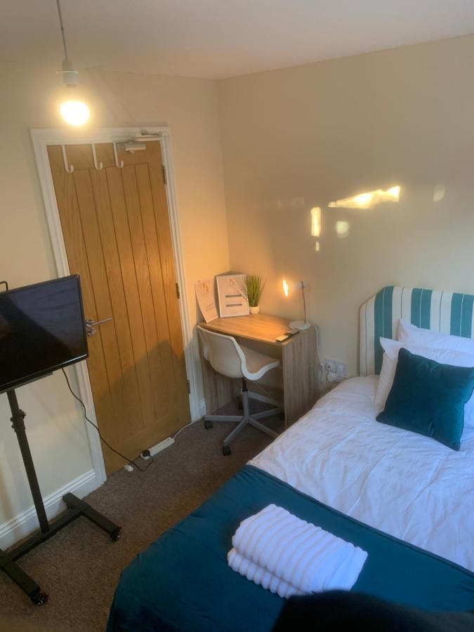 Cosy Room With Private Entrance & Ensuite 독서 외부 사진